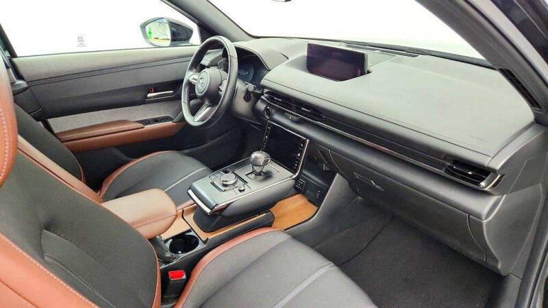 2023 Mazda MX-30 EV Premium Plus