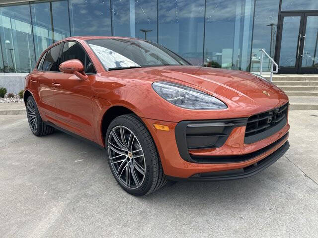 2025 Porsche Macan
