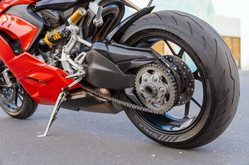 2020 Ducati V2 Superquadro Final Edition