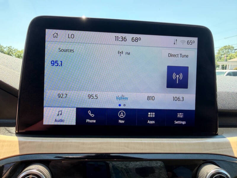 2022 Ford Escape Titanium