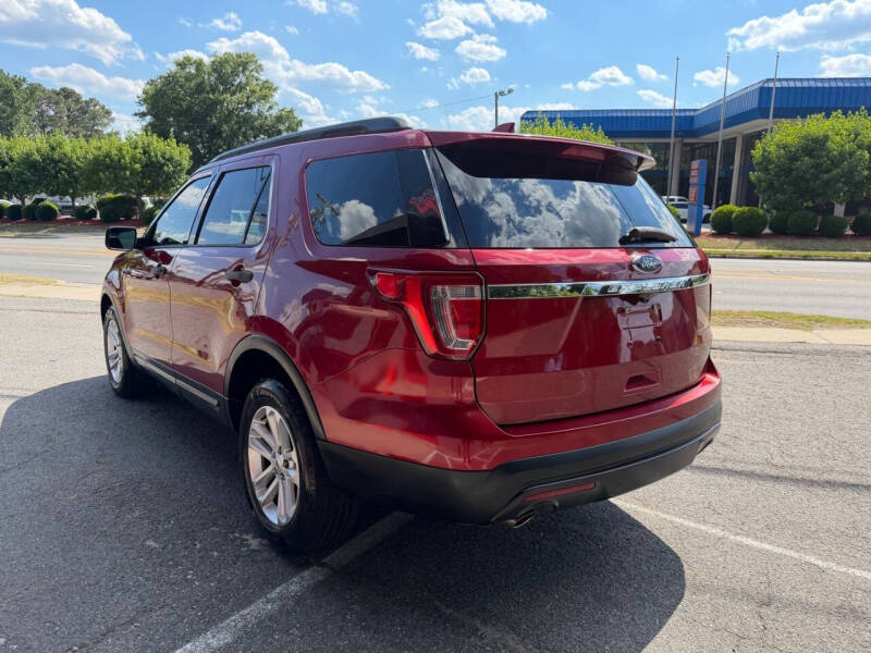 2017 Ford Explorer