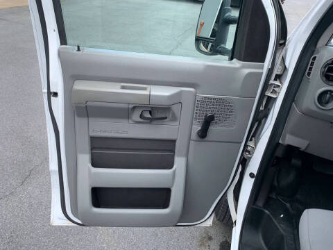 2012 Ford E-Series E-150