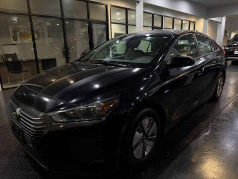 2017 Hyundai Ioniq Hybrid Blue