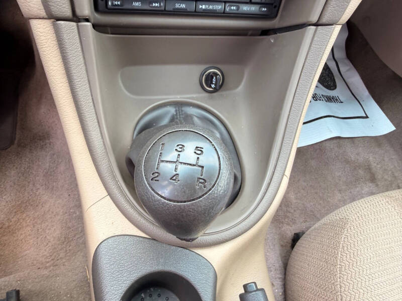 2000 Ford Mustang