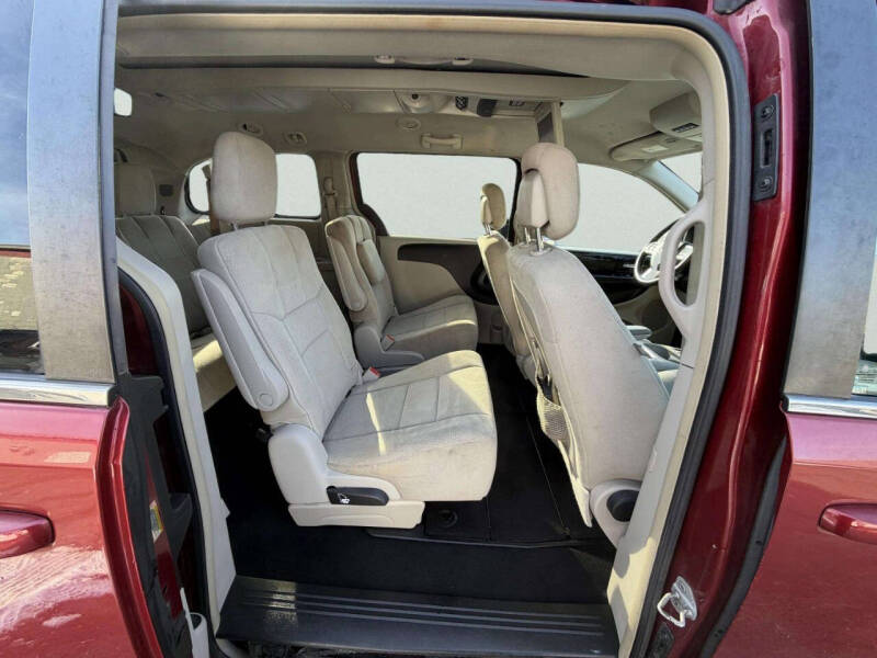 2011 Dodge Grand Caravan Crew
