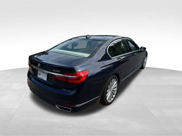 2017 BMW 7 Series 740i
