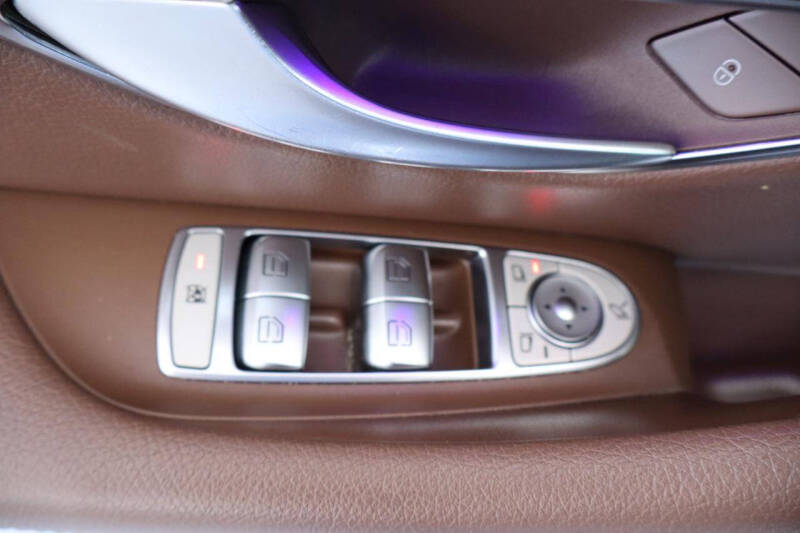 2019 Mercedes-Benz E-Class E 300