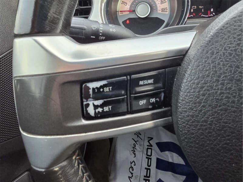 2011 Ford Mustang V6 Premium