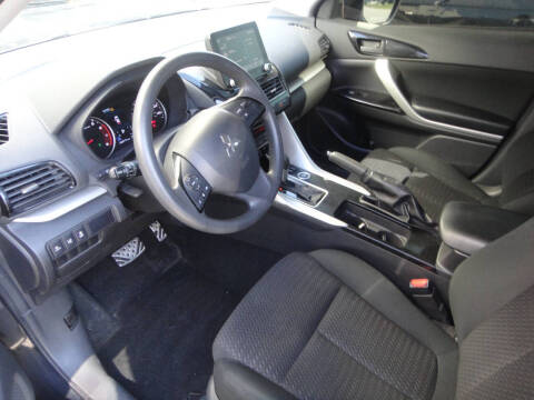 2022 Mitsubishi Eclipse Cross LE