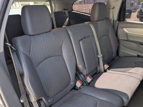 2016 Chevrolet Traverse LS