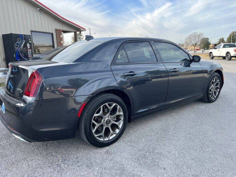2016 Chrysler 300 S