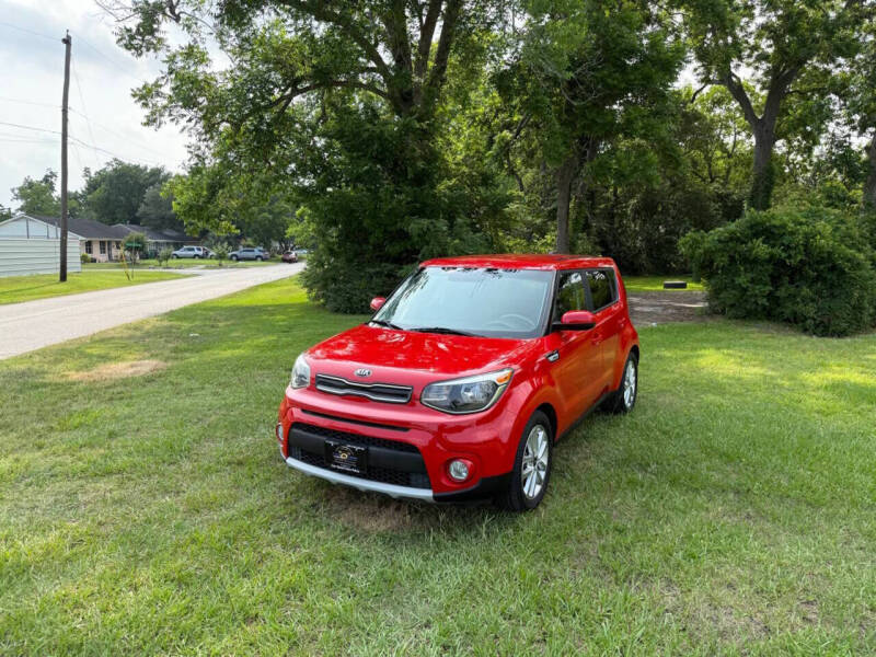 2019 Kia Soul +