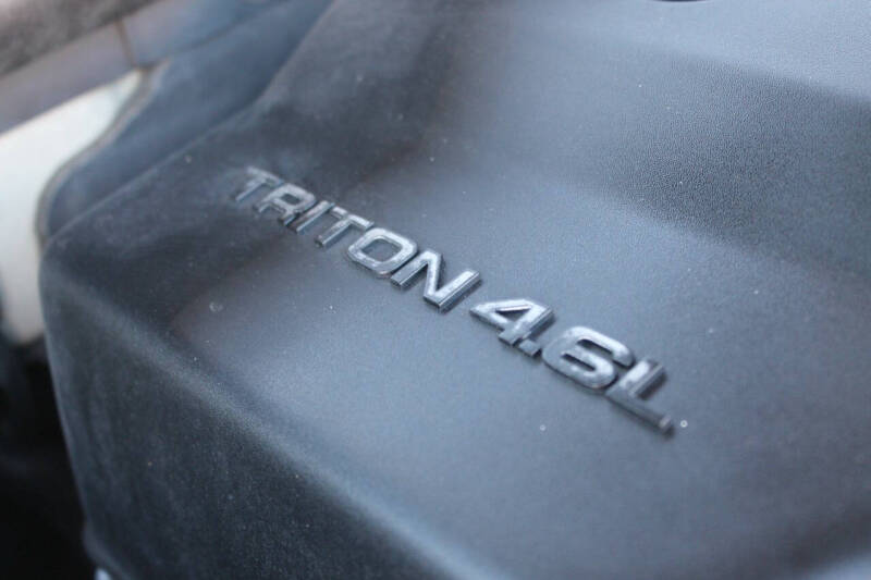 2003 Ford Expedition XLT