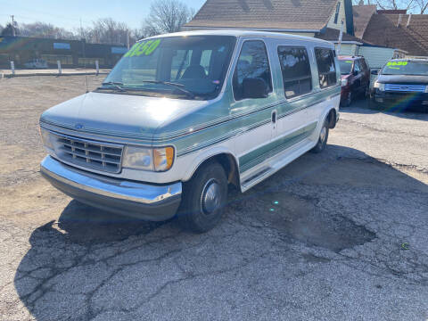 1992 Ford E-Series Cargo for sale at AA Auto Sales in Independence MO