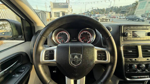 2015 Dodge Grand Caravan SE