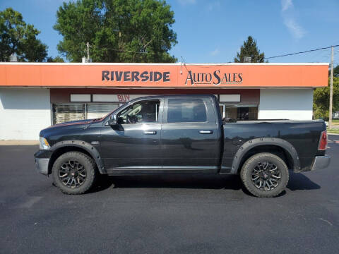 2009 Dodge Ram 1500 for sale at RIVERSIDE AUTO SALES in Sioux City IA