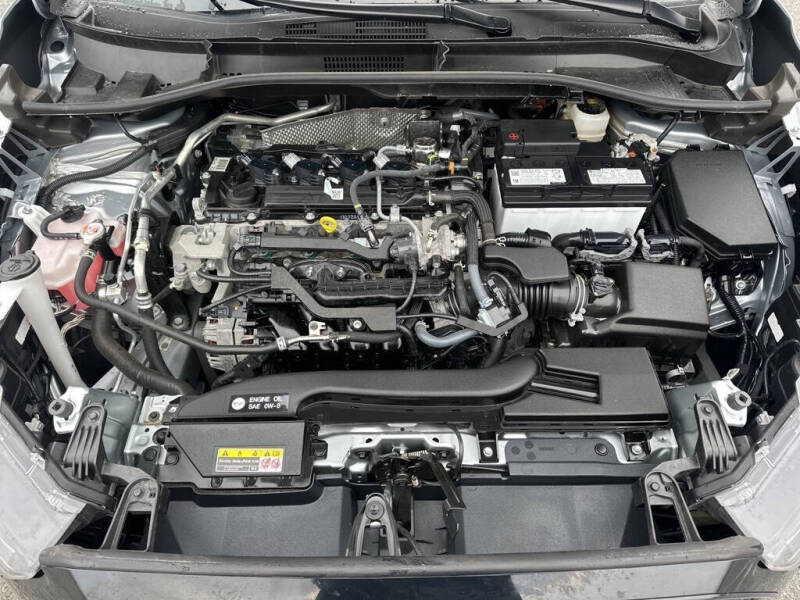 2025 Toyota Corolla Cross LE