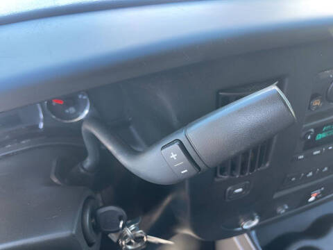 2023 GMC Savana 2500