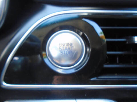 2020 Genesis G70 2.0T