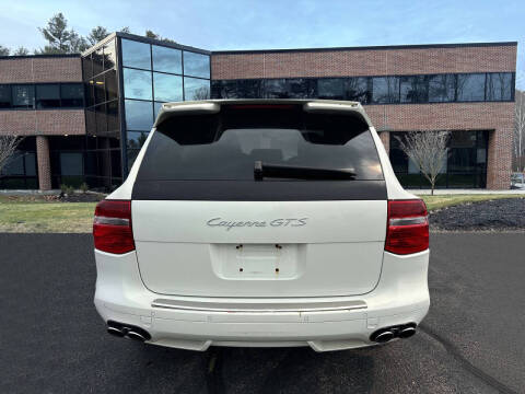 2010 Porsche Cayenne GTS