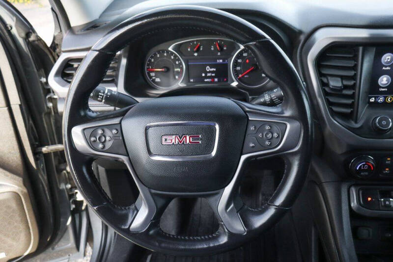 2021 GMC Acadia AT4