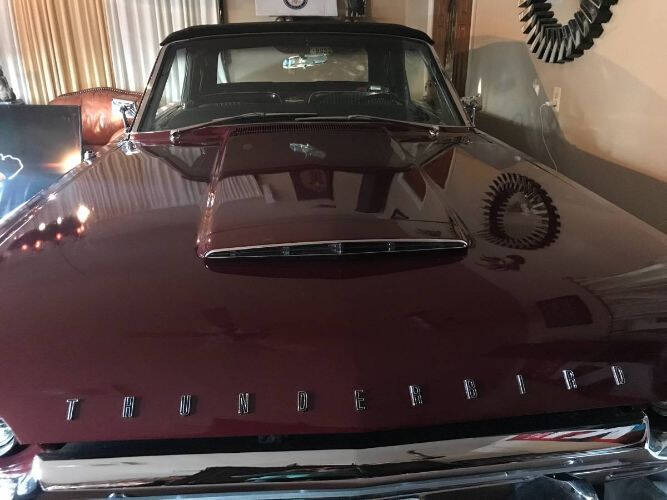 1964 Ford Thunderbird