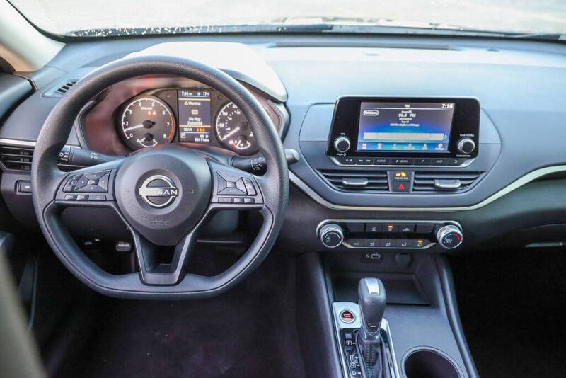 2024 Nissan Altima 2.5 S