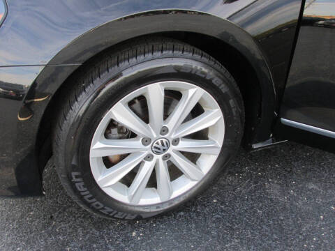 2012 Volkswagen Passat SEL PZEV