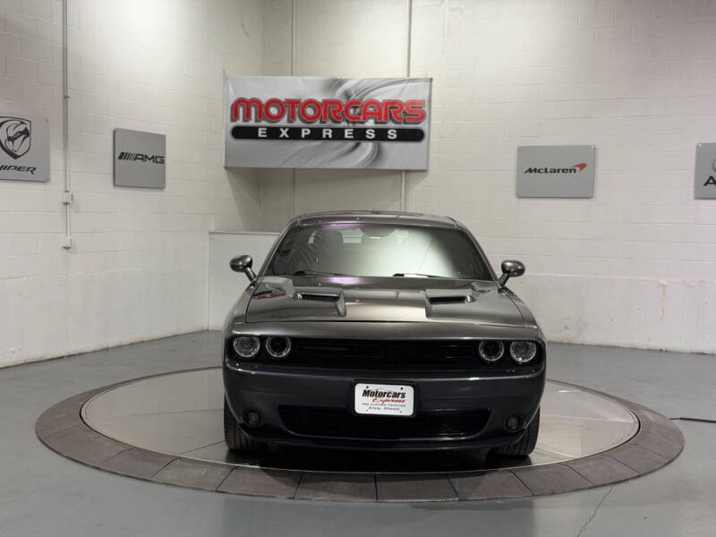 2018 Dodge Challenger SXT Plus
