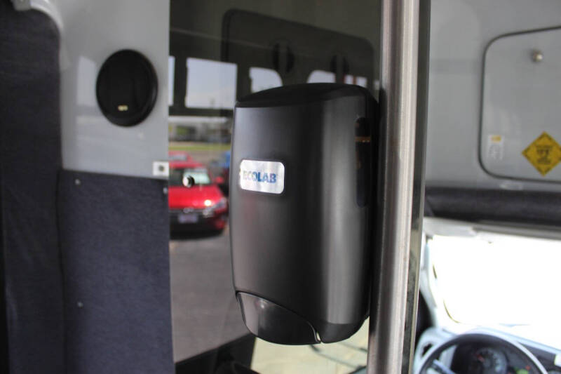 2013 Ford E-Series E-450 SD