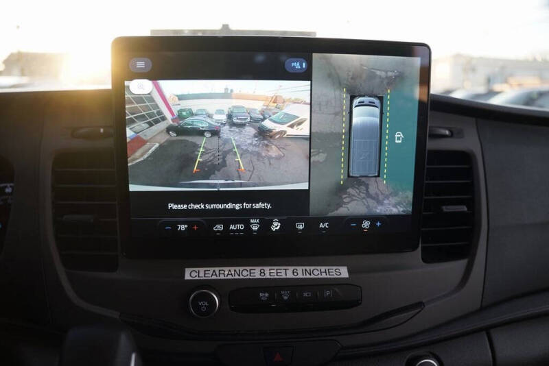 2022 Ford Transit 350 XLT