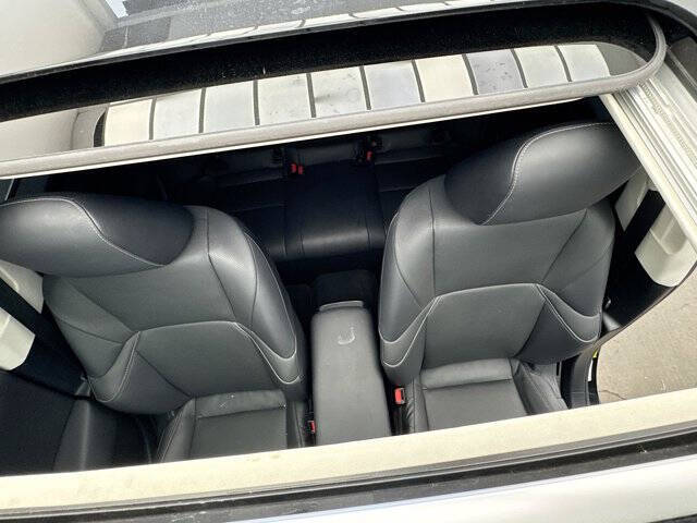 2025 Lexus ES 300h