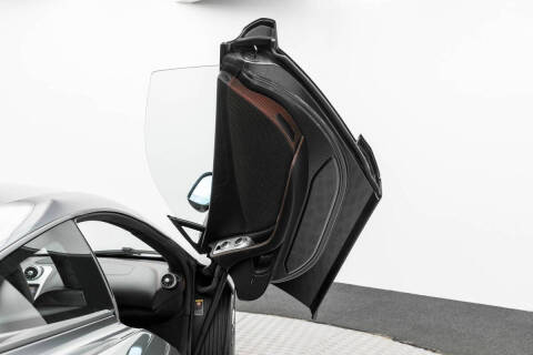 2013 McLaren MP4-12C