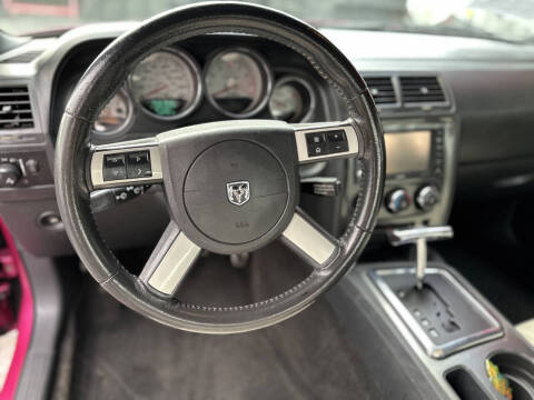 2010 Dodge Challenger SRT8