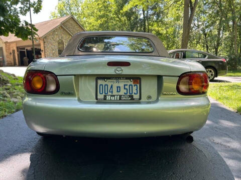 2000 Mazda MX-5 Miata