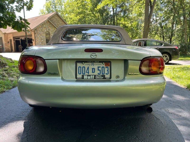2000 Mazda MX-5 Miata