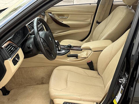 2013 BMW 3 Series 328i