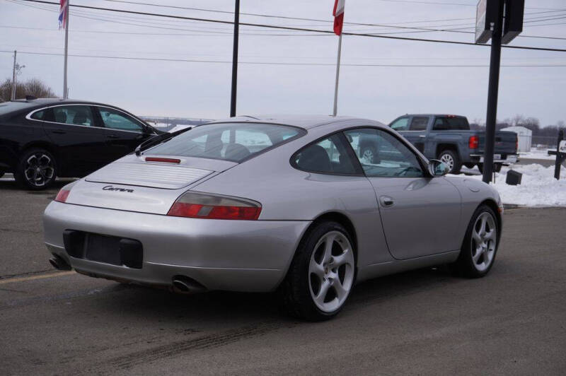 2001 Porsche 911 Carrera