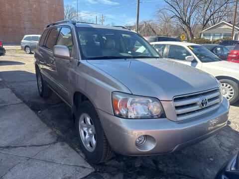 2007 Toyota Highlander for sale at Best Deal Motors in Saint Charles MO