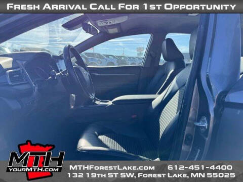 2022 Toyota Camry SE