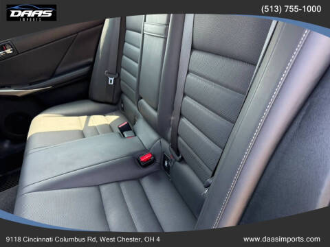 2016 Lexus IS 300