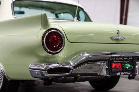 1957 Ford Thunderbird