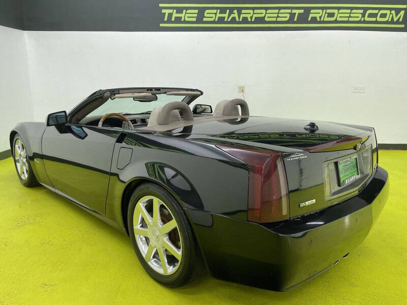 2005 Cadillac XLR