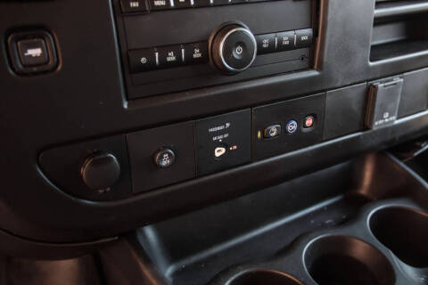 2023 Chevrolet Express 2500