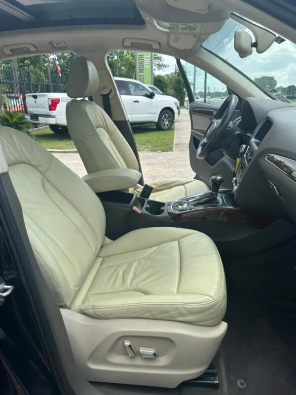 2015 Audi Q5 2.0T quattro Premium Plus