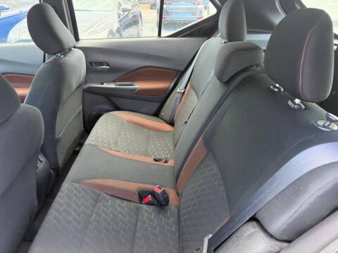 2024 Nissan Kicks SR