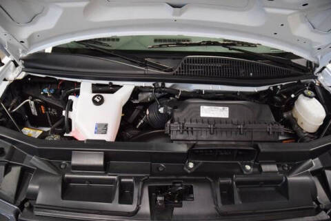 2025 Chevrolet Express 2500