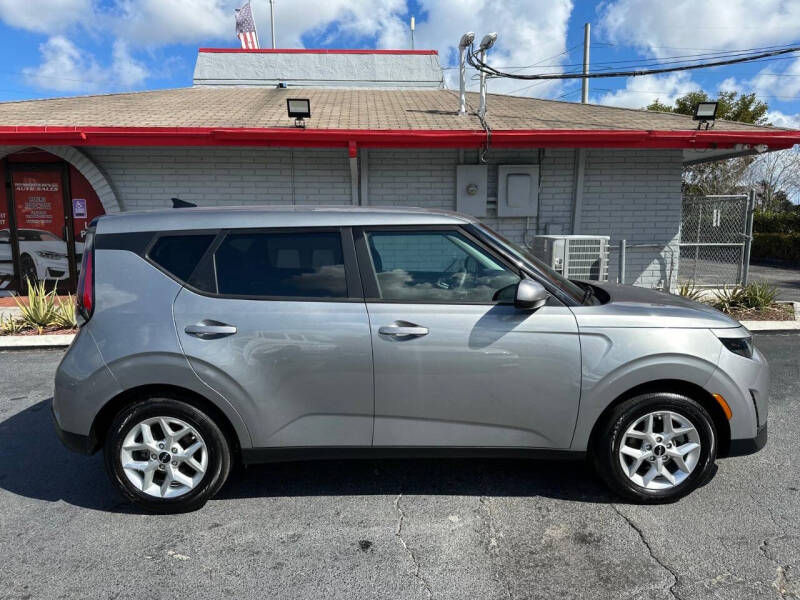 2024 Kia Soul LX