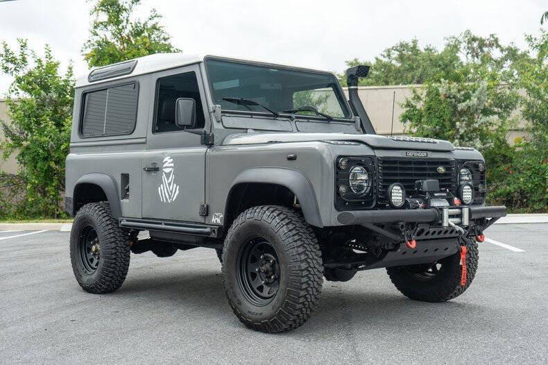 1991 Land Rover Defender