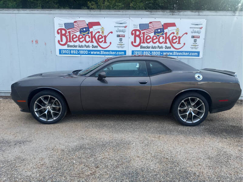 2022 Dodge Challenger SXT